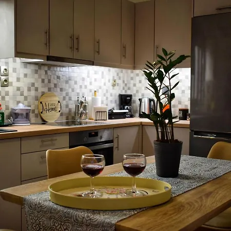 Dolphins House Apartment