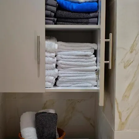 Dolphins House Appartement Lixouri