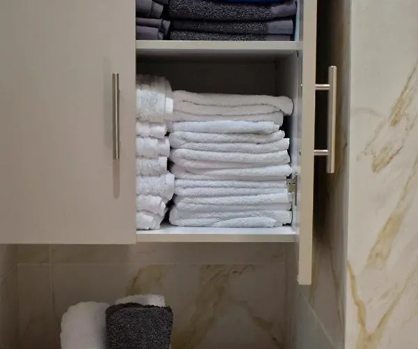 Dolphins House Appartement Lixouri